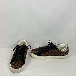 Steve Madden NY90 leopard print sneakers size 8.5
